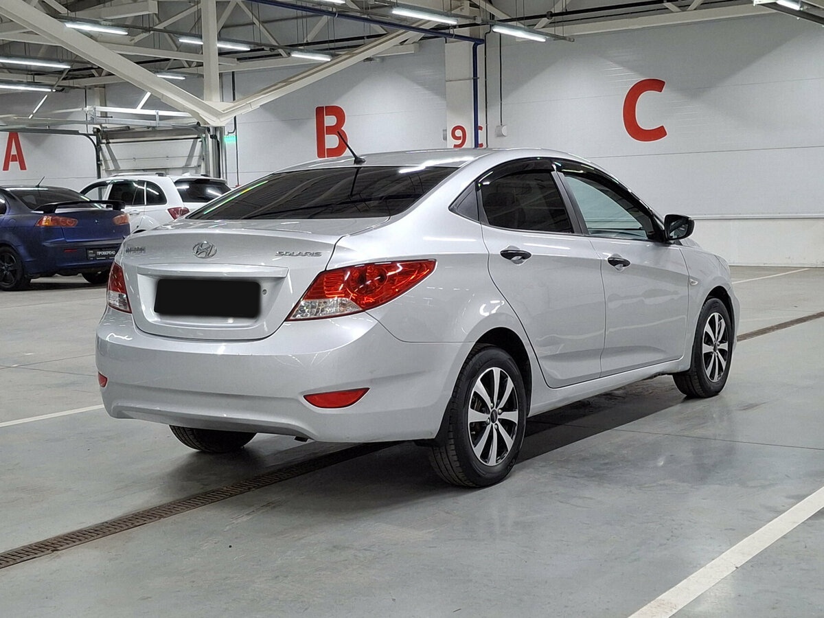 Hyundai Solaris б/у, 2014, Механическая. Фото: #4