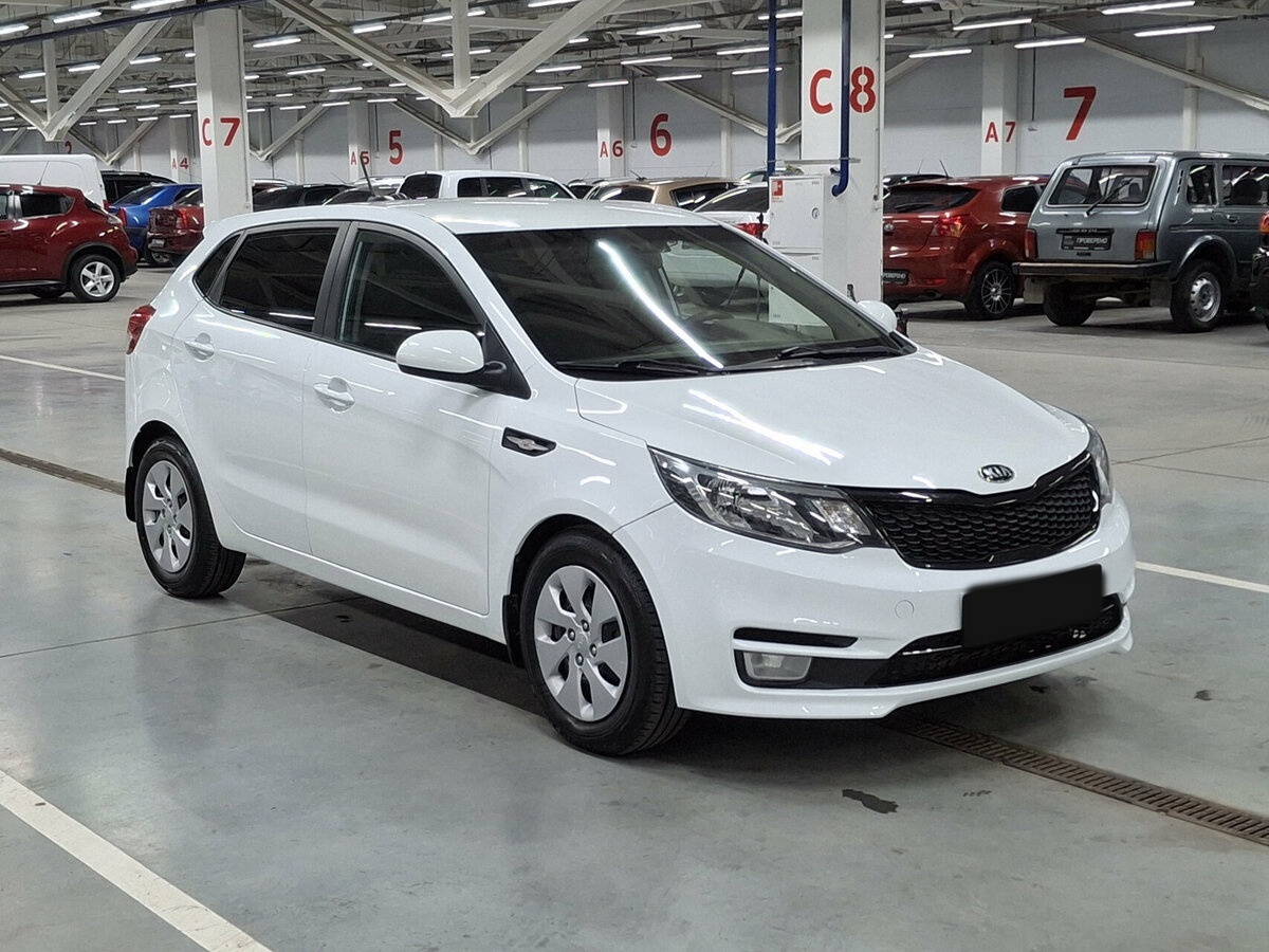 Kia Rio б/у, 2017, Механическая. Фото: #2