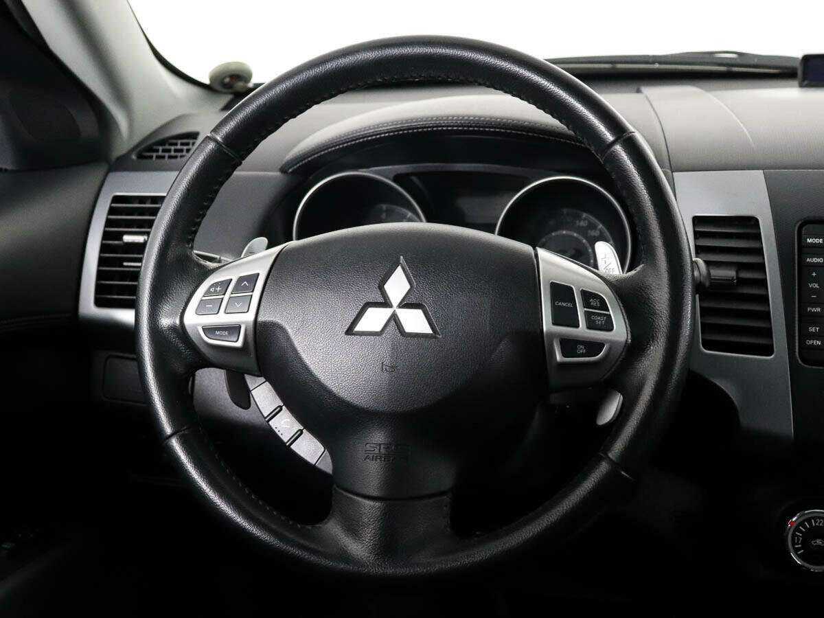 Mitsubishi Outlander б/у, 2012, Автоматическая. Фото: #11