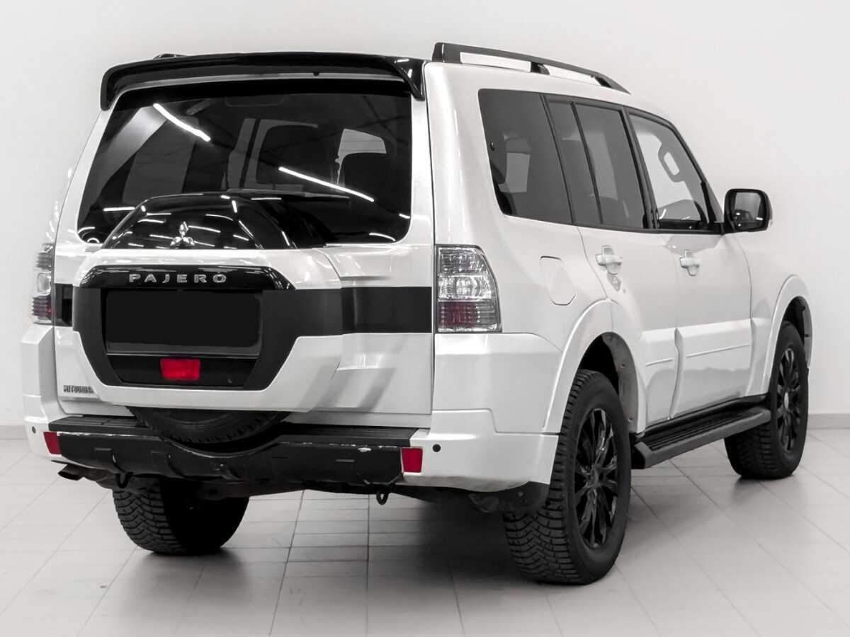 Mitsubishi Pajero б/у, 2019, Автоматическая. Фото: #4