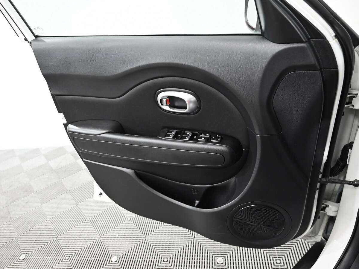 Kia Soul б/у, 2017, Автоматическая. Фото: #4