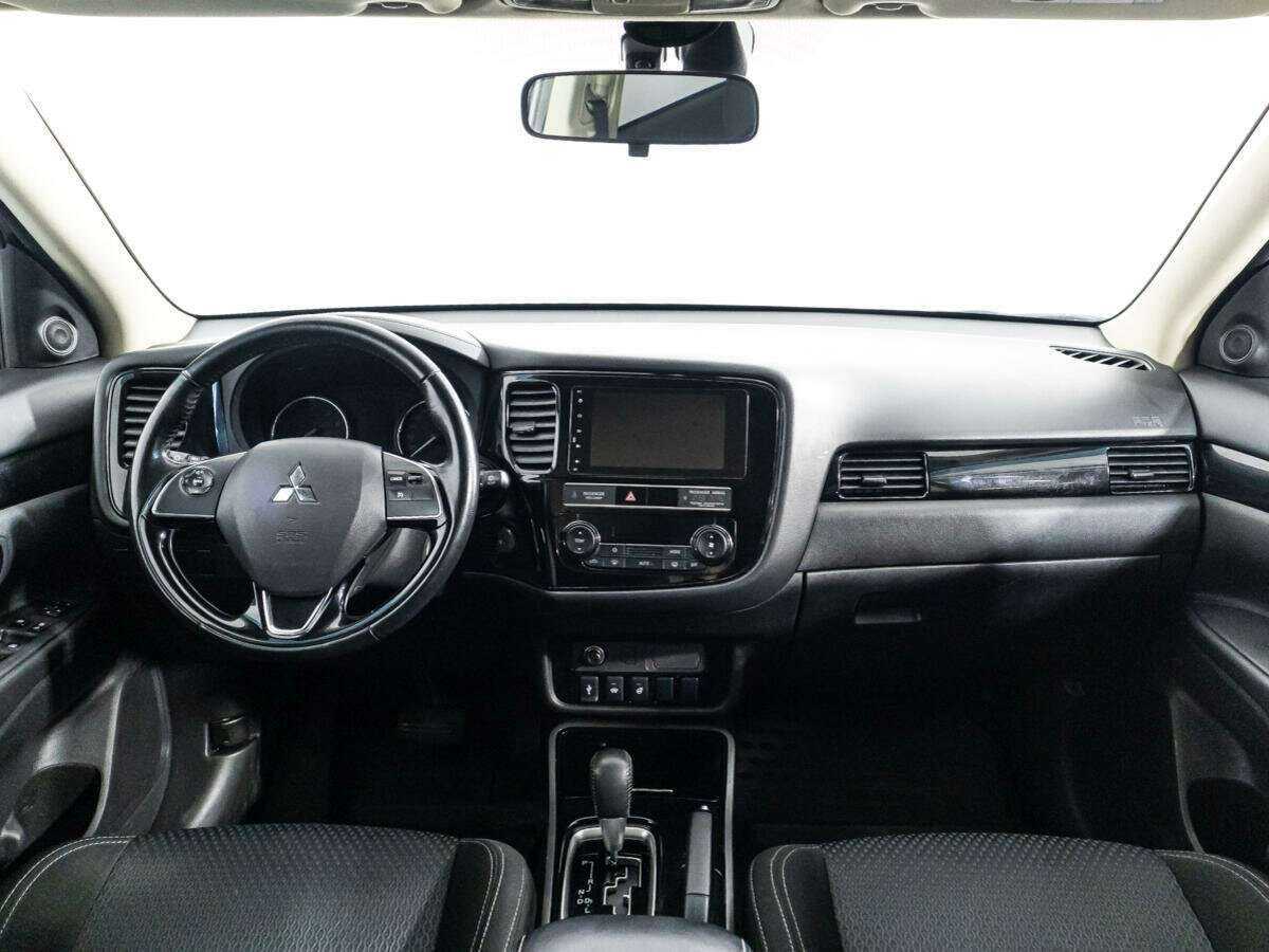 Mitsubishi Outlander б/у, 2019, Вариатор. Фото: #12