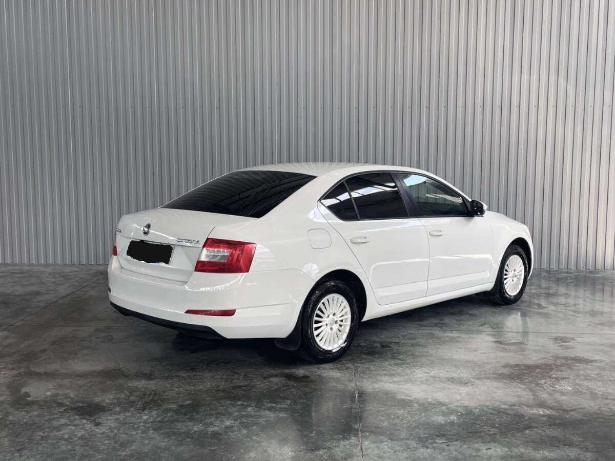 Skoda Octavia б/у, 2013, Механическая. Фото: #4