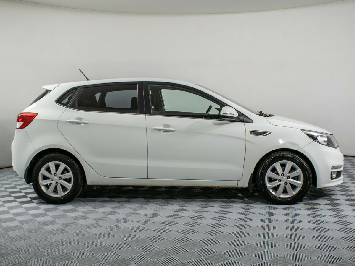 Kia Rio б/у, 2016, Автоматическая. Фото: #3