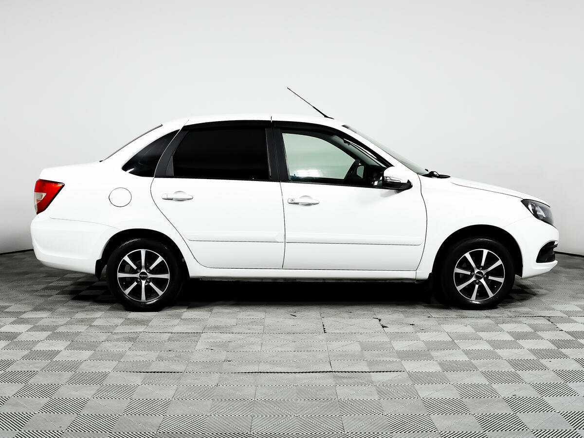 Lada (ВАЗ) Granta б/у, 2020, Механическая. Фото: #3