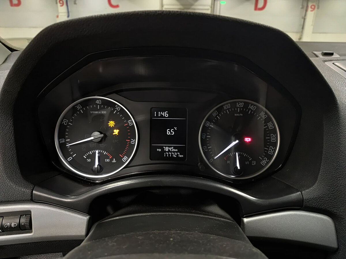 Skoda Octavia б/у, 2013, Механическая. Фото: #11