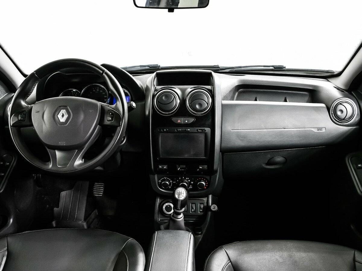 Renault Duster б/у, 2017, Механическая. Фото: #10
