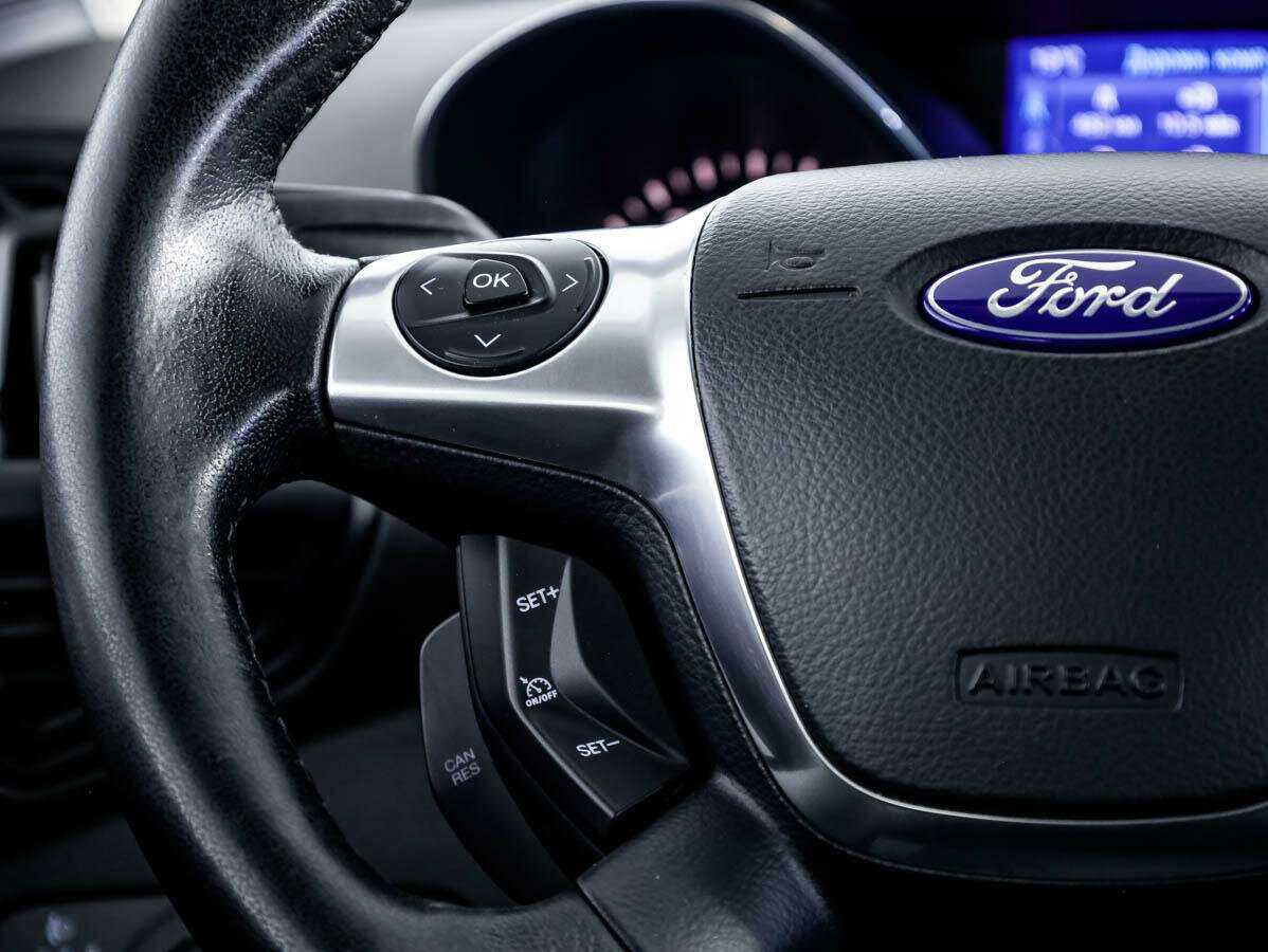 Ford Kuga б/у, 2013, Механическая. Фото: #17