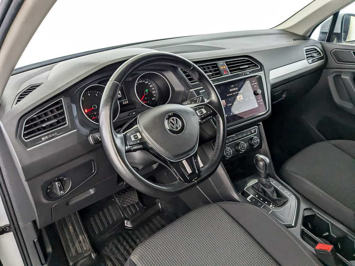 Volkswagen Tiguan б/у, 2020, Роботизированная. Фото: #15