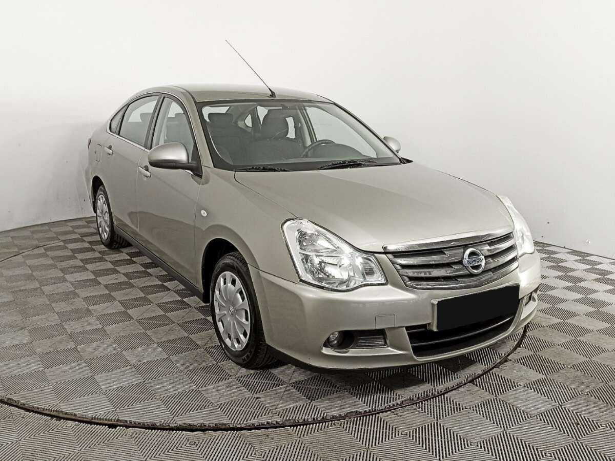 Nissan Almera б/у, 2016, Механическая. Фото: #2