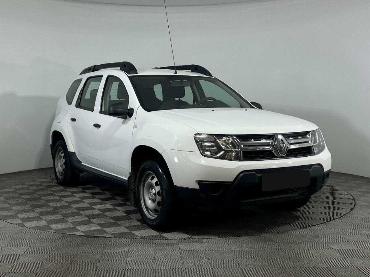 Renault Duster б/у, 2017, Механическая. Фото: #2