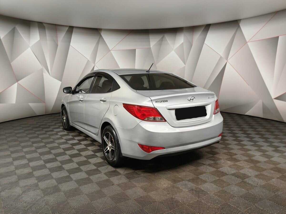 Hyundai Solaris б/у, 2015, Автоматическая. Фото: #3