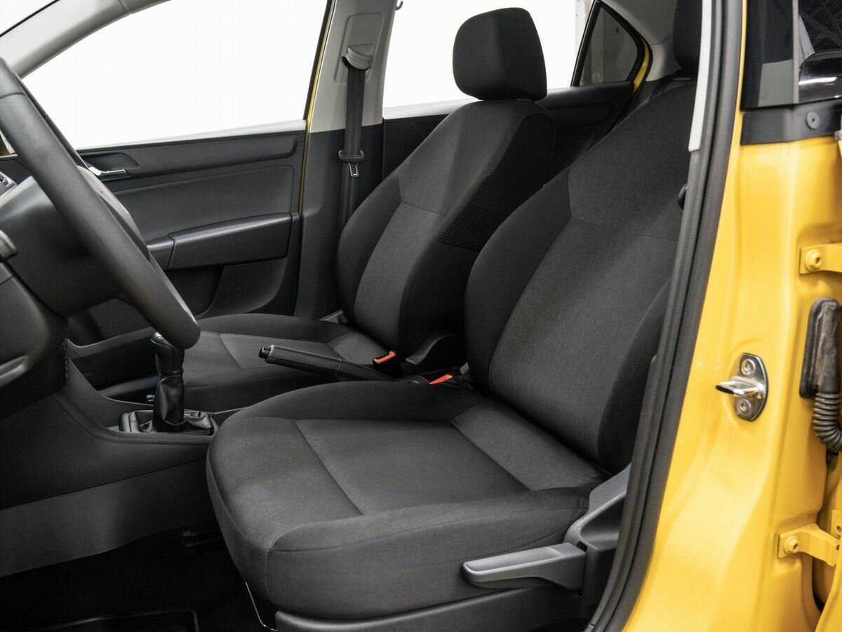 Skoda Rapid б/у, 2017, Механическая. Фото: #14