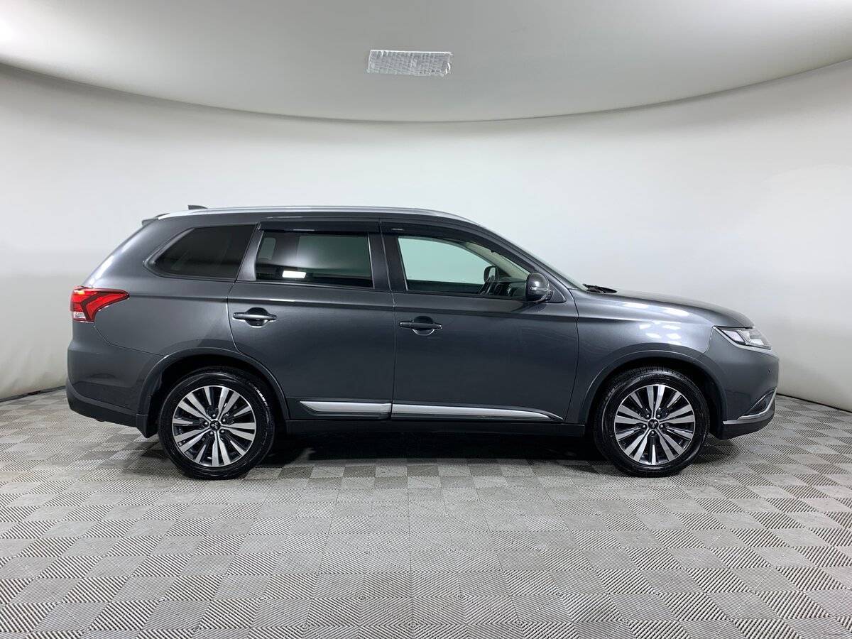 Mitsubishi Outlander б/у, 2019, Вариатор. Фото: #3
