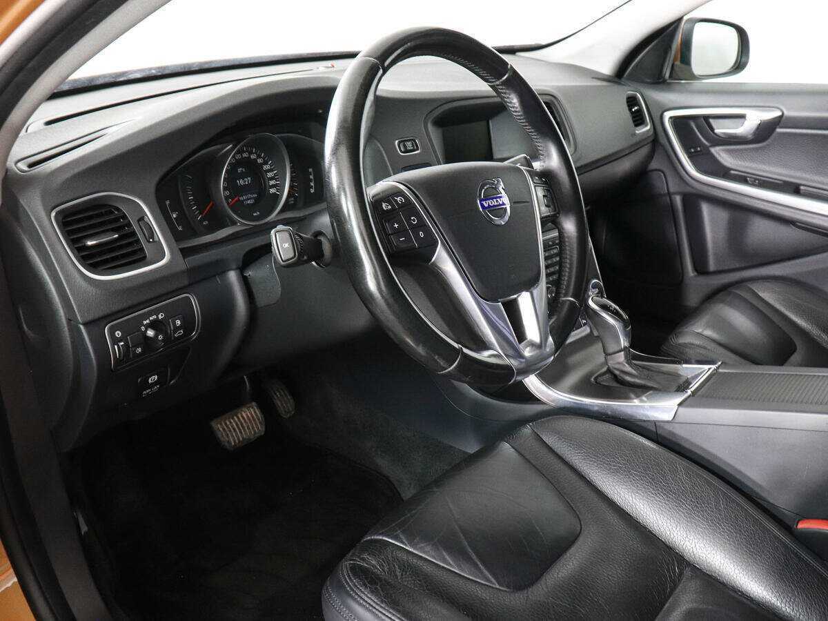 Volvo S60 б/у, 2013, Автоматическая. Фото: #8