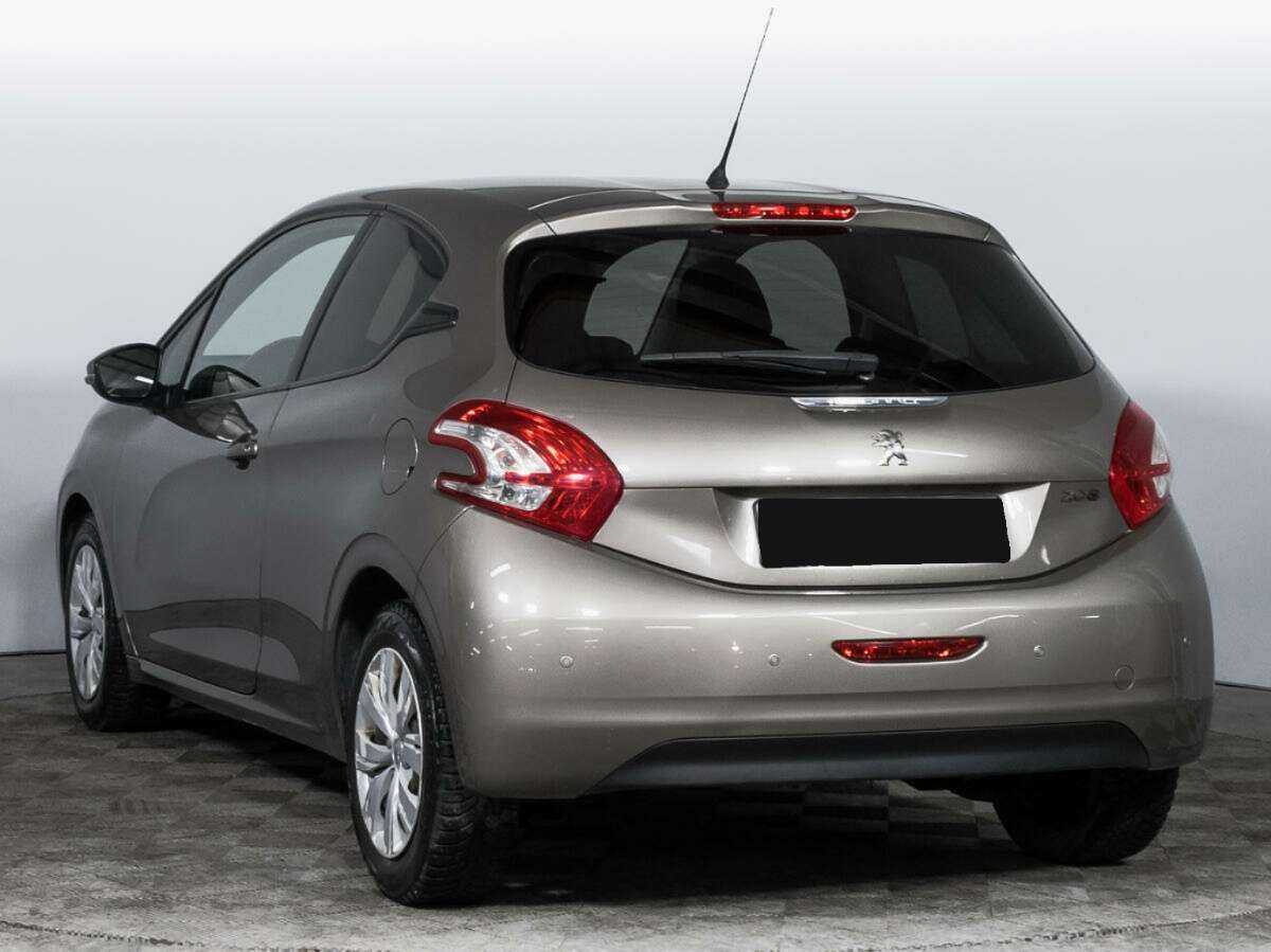 Peugeot 208 б/у, 2013, Автоматическая. Фото: #6