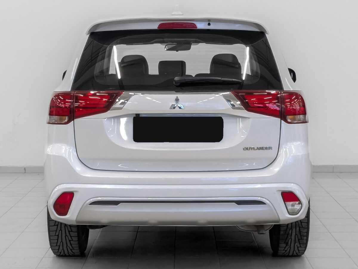 Mitsubishi Outlander б/у, 2022, Вариатор. Фото: #5