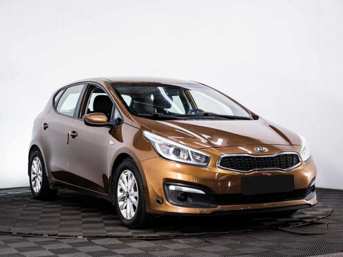 Kia Ceed б/у, 2017, Автоматическая. Фото: #2