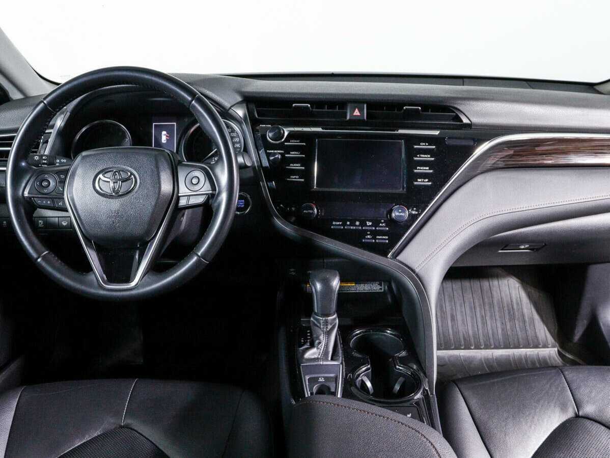 Toyota Camry б/у, 2019, Автоматическая. Фото: #11