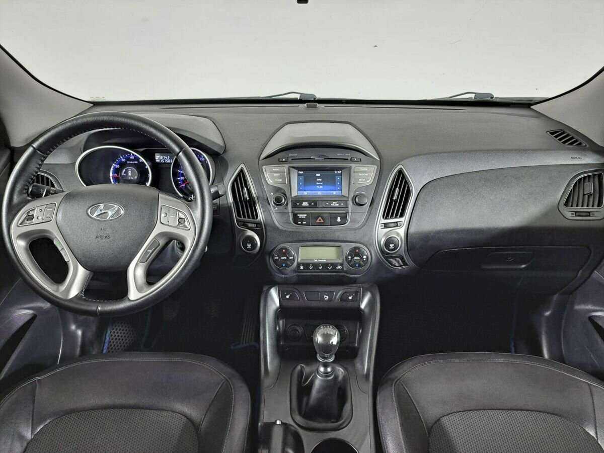 Hyundai ix35 б/у, 2015, Механическая. Фото: #11