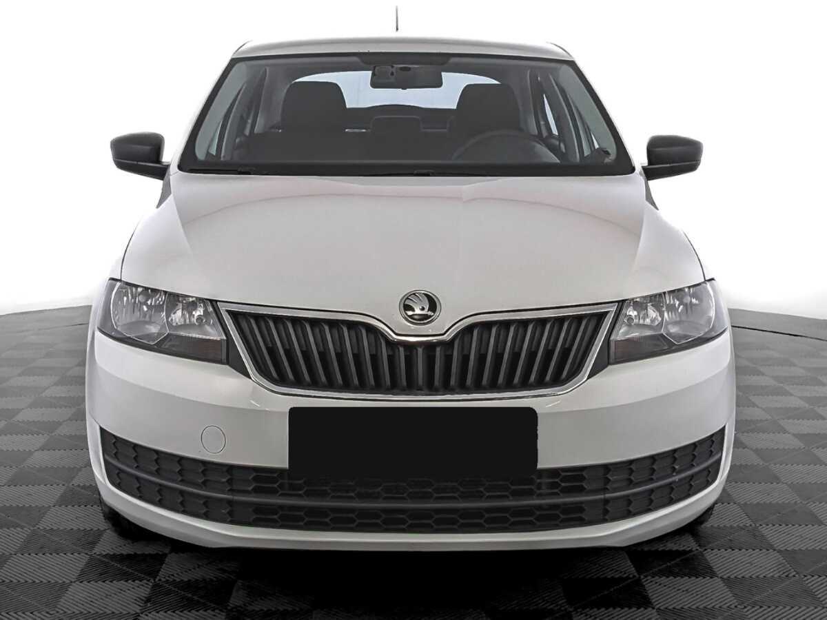 Skoda Rapid б/у, 2017, Механическая. Фото: #1