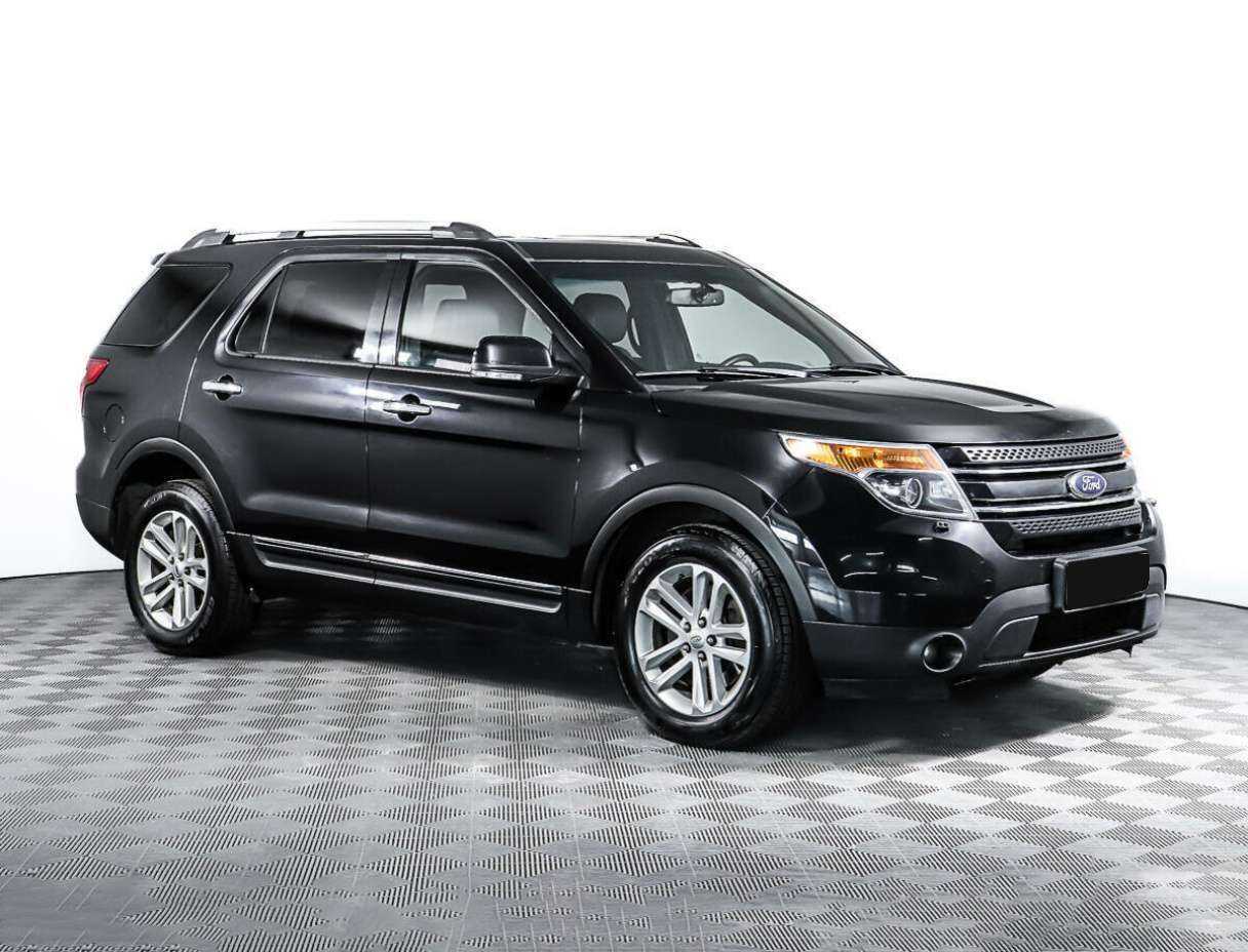Ford Explorer б/у, 2014, Автоматическая. Фото: #2