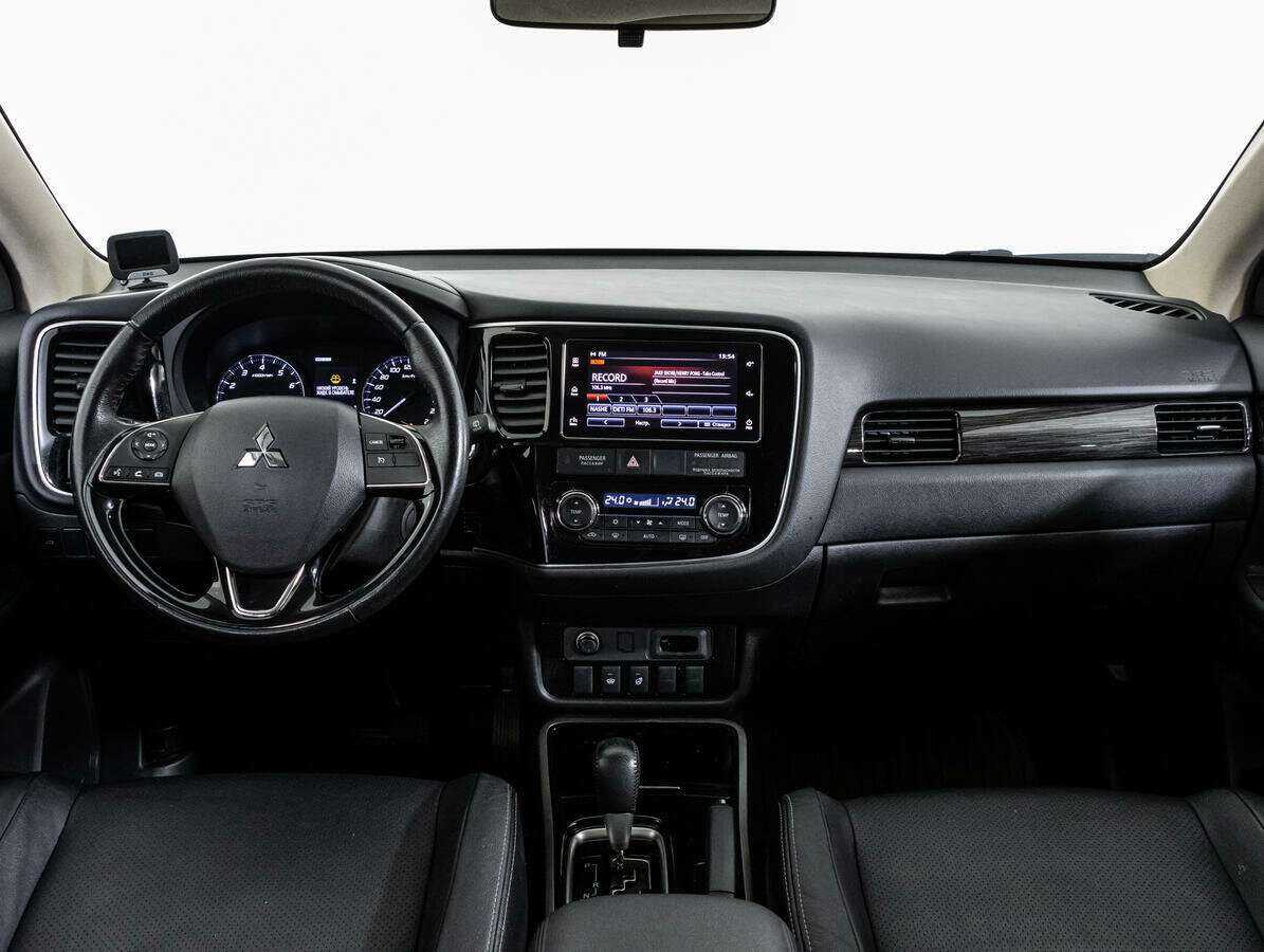 Mitsubishi Outlander б/у, 2018, Вариатор. Фото: #13