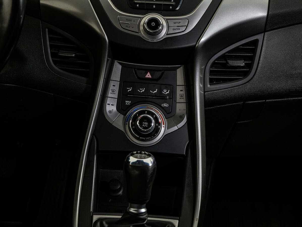Hyundai Elantra б/у, 2013, Механическая. Фото: #13