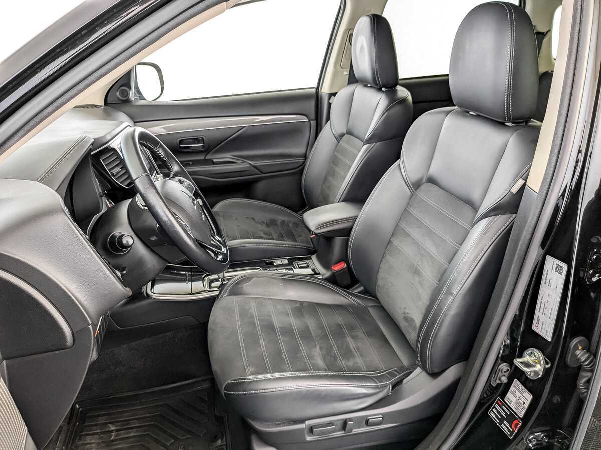 Mitsubishi Outlander б/у, 2021, Вариатор. Фото: #19