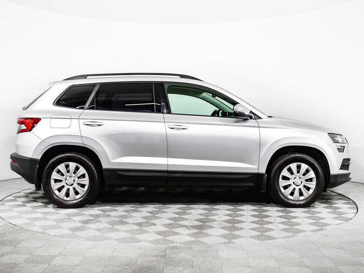 Skoda Karoq б/у, 2021, Автоматическая. Фото: #2