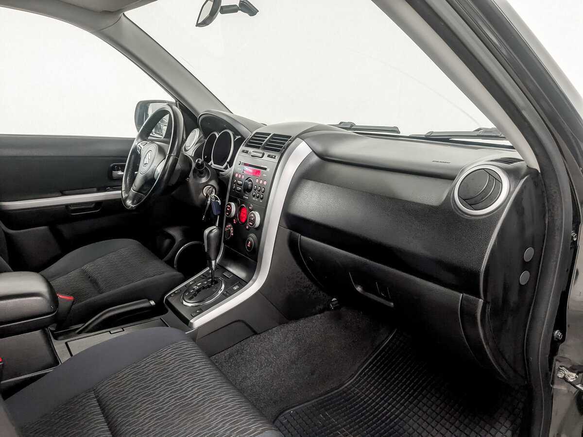 Suzuki Grand Vitara б/у, 2012, Автоматическая. Фото: #10