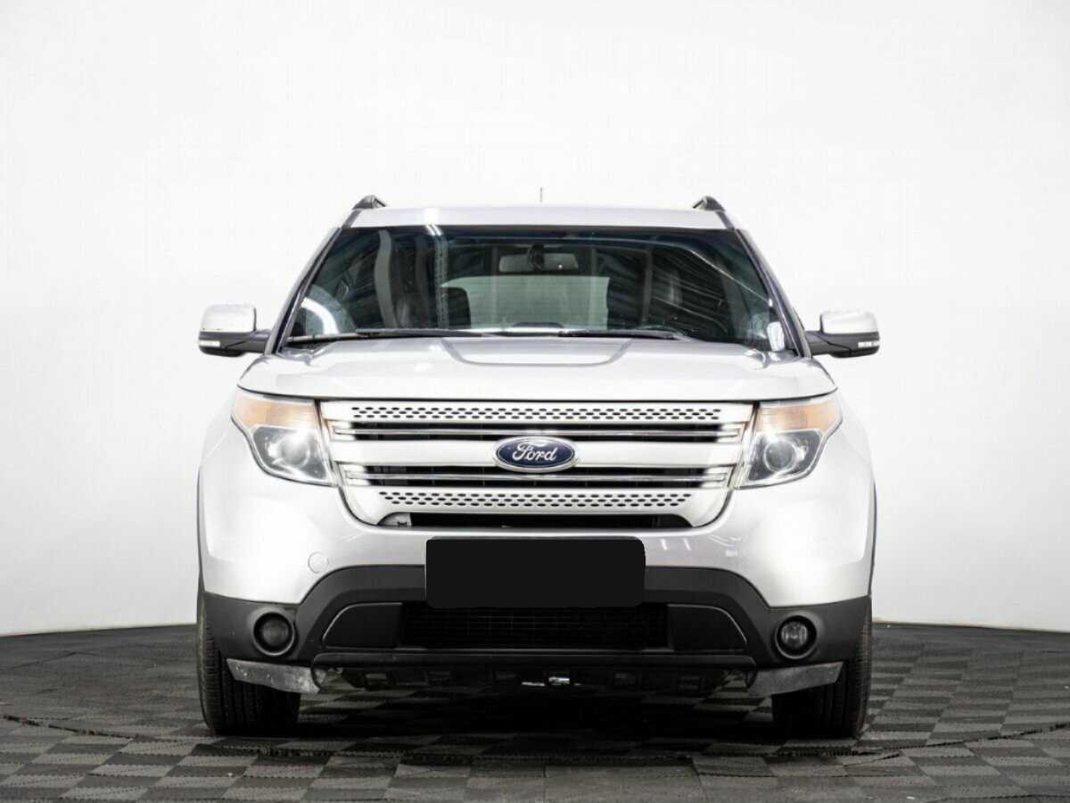 Ford Explorer б/у, 2013, Автоматическая. Фото: #1