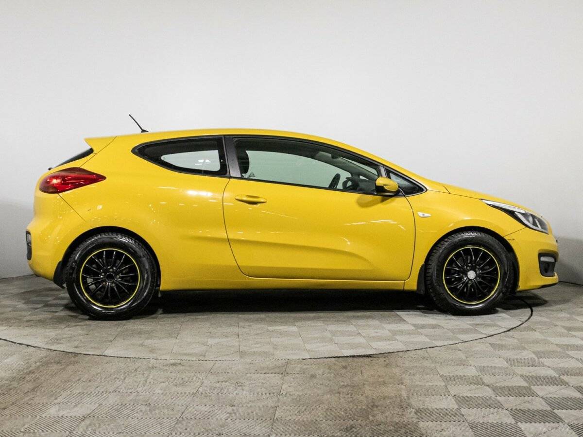Kia Ceed б/у, 2016, Автоматическая. Фото: #3
