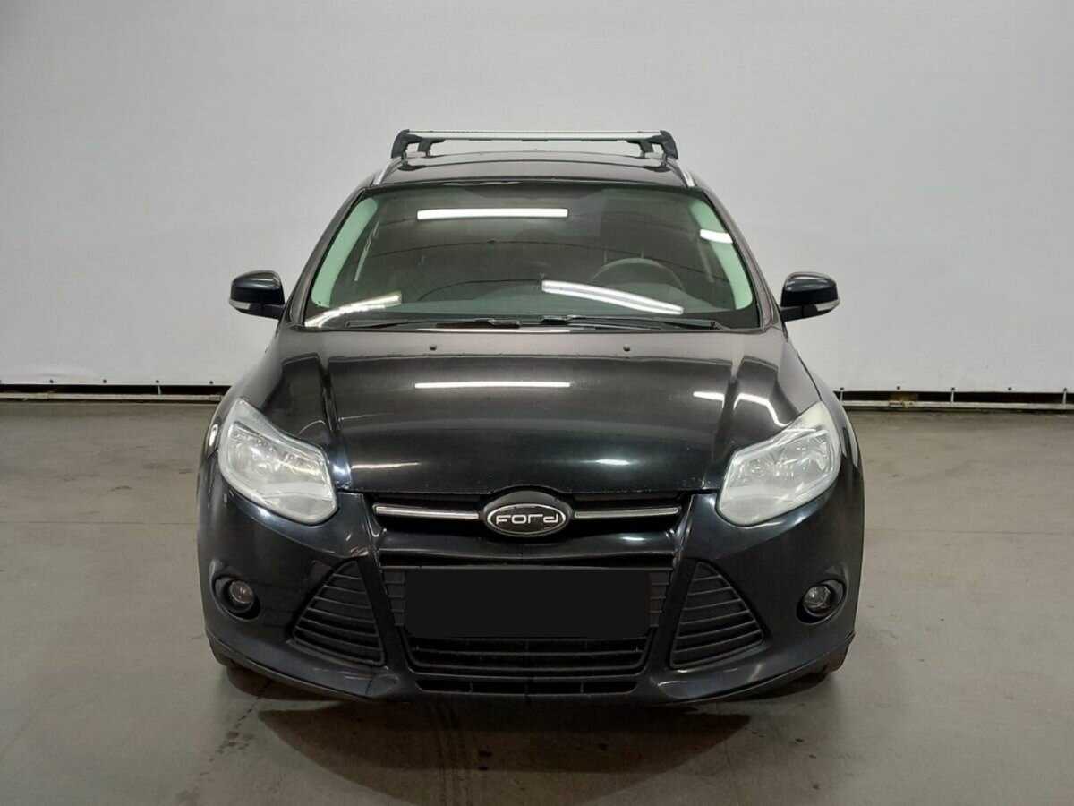 Ford Focus б/у, 2013, Механическая. Фото: #1