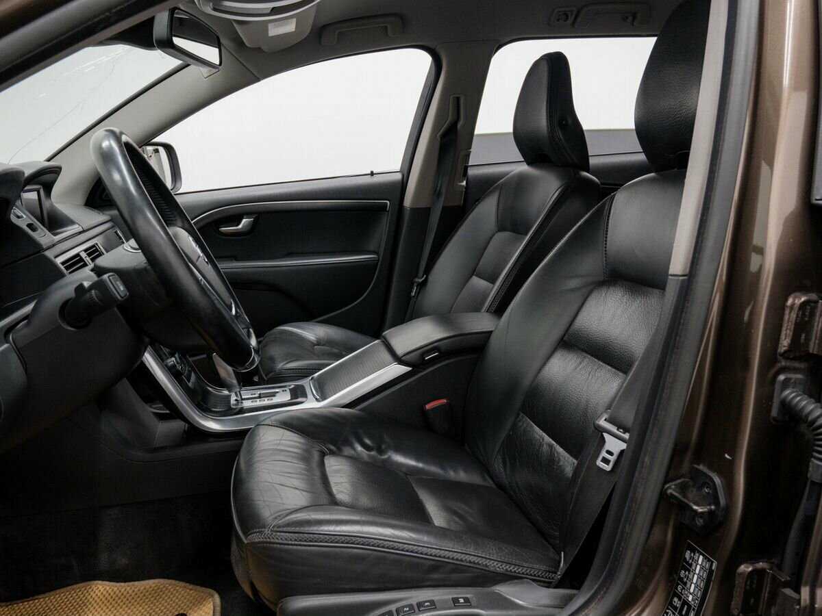 Volvo XC70 б/у, 2012, Автоматическая. Фото: #13