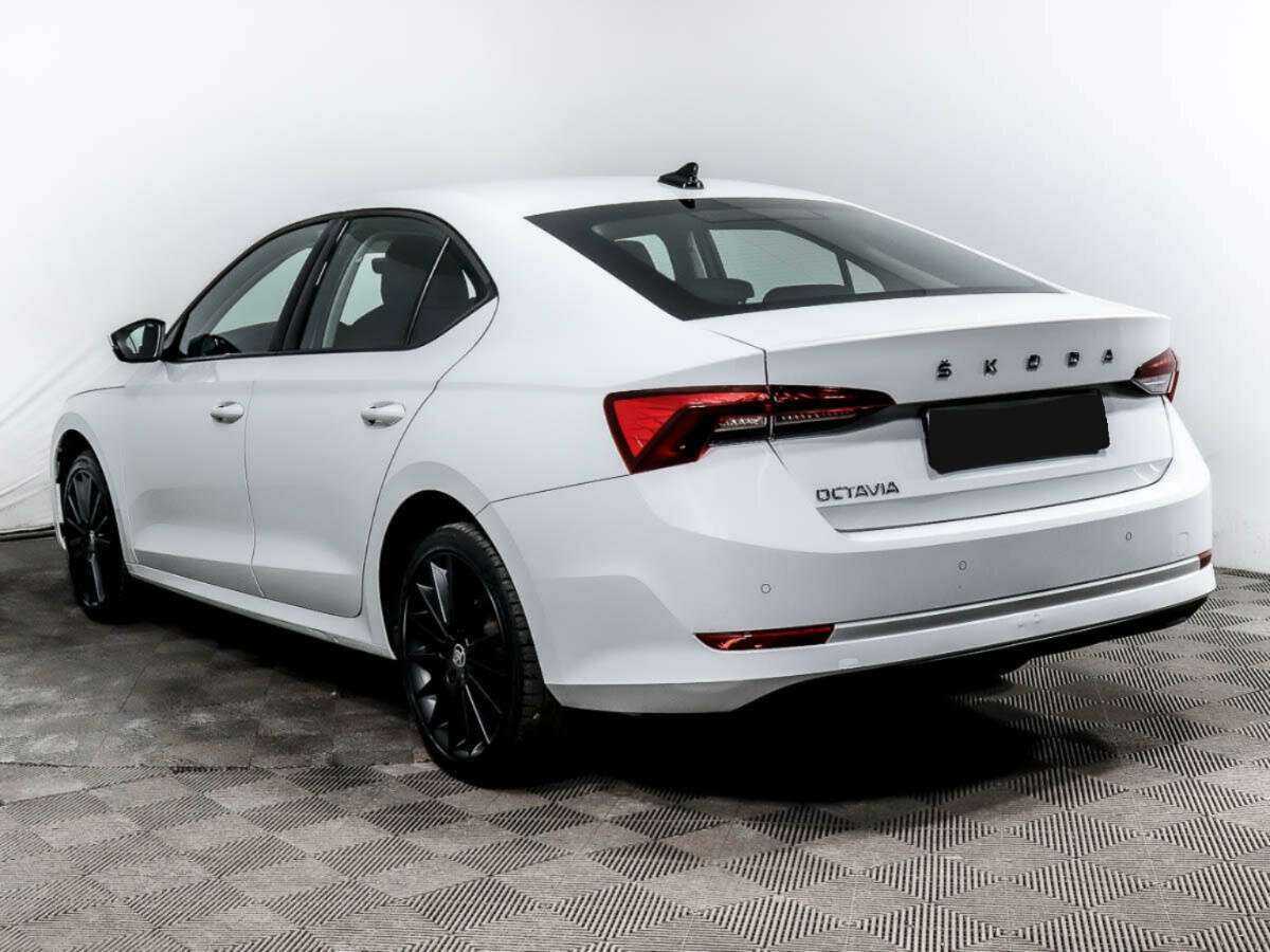 Skoda Octavia б/у, 2021, Автоматическая. Фото: #4