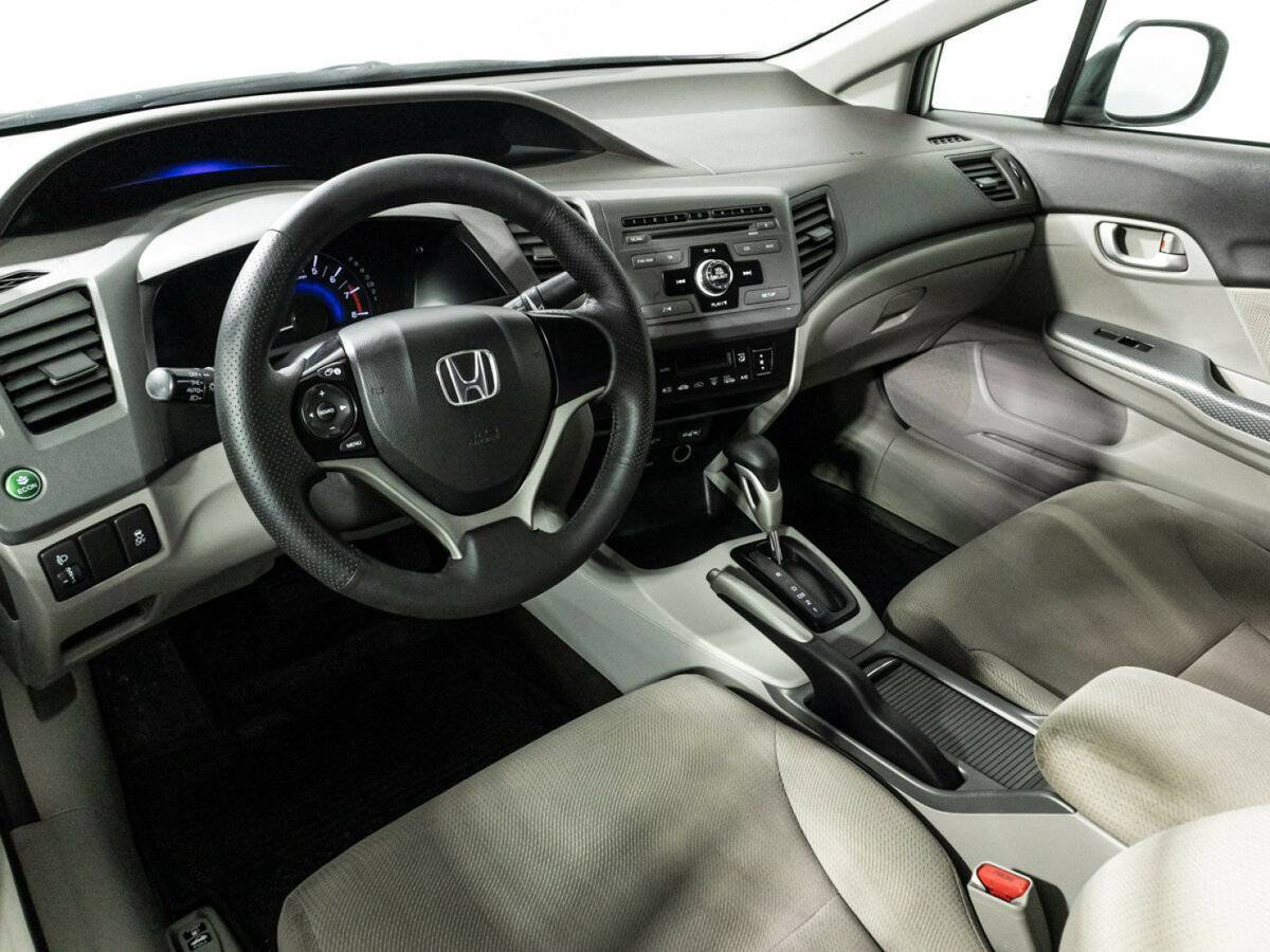 Honda Civic б/у, 2012, Автоматическая. Фото: #10
