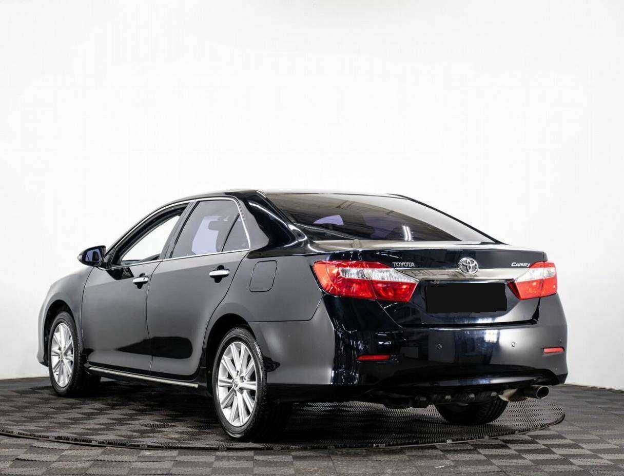 Toyota Camry б/у, 2014, Автоматическая. Фото: #3