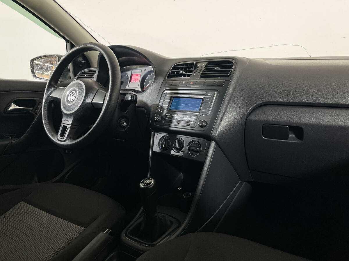 Volkswagen Polo б/у, 2012, Механическая. Фото: #8