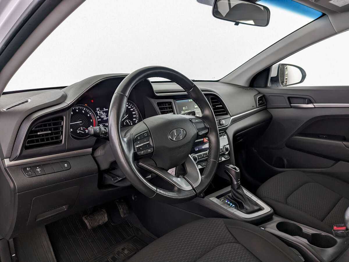 Hyundai Elantra б/у, 2020, Автоматическая. Фото: #13