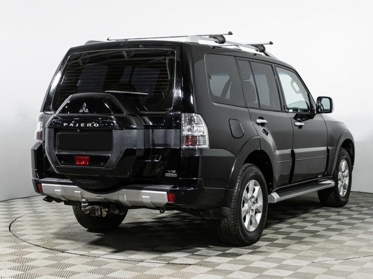 Mitsubishi Pajero б/у, 2017, Автоматическая. Фото: #3