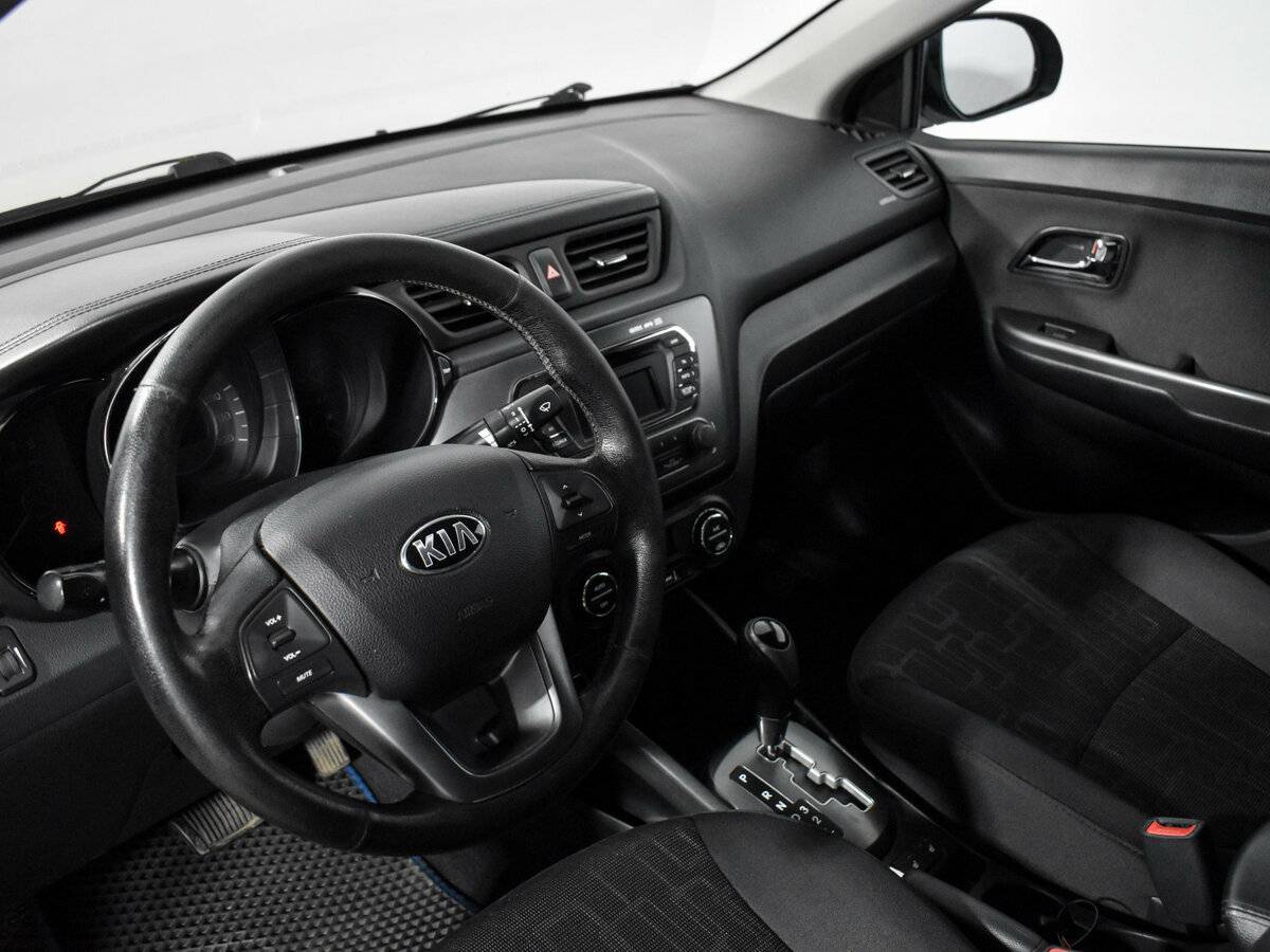 Kia Rio б/у, 2013, Автоматическая. Фото: #8