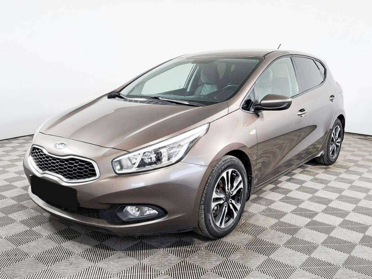 Kia Ceed б/у, 2012, Механическая. Посмотреть фото