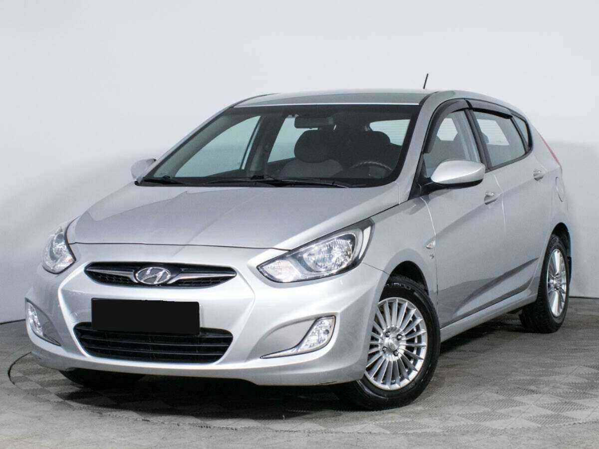 Hyundai Solaris б/у, 2012, Механическая. Фото: #0