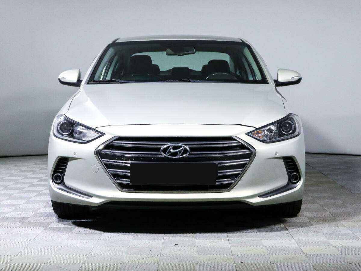 Hyundai Elantra б/у, 2018, Автоматическая. Фото: #1