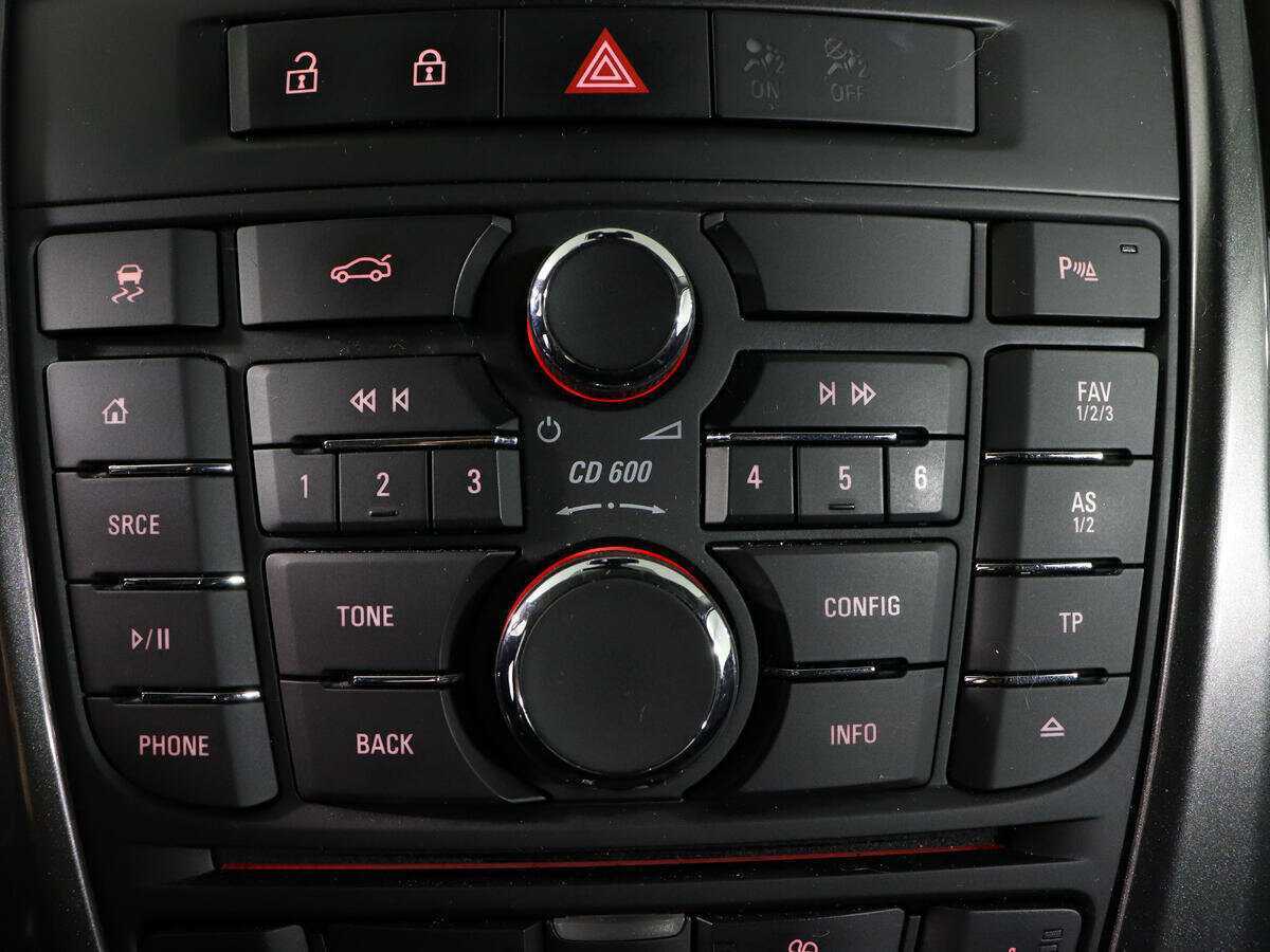 Opel Astra б/у, 2014, Автоматическая. Фото: #17