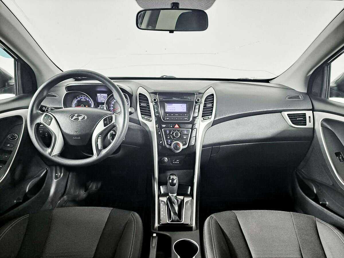 Hyundai i30 б/у, 2016, Автоматическая. Фото: #9