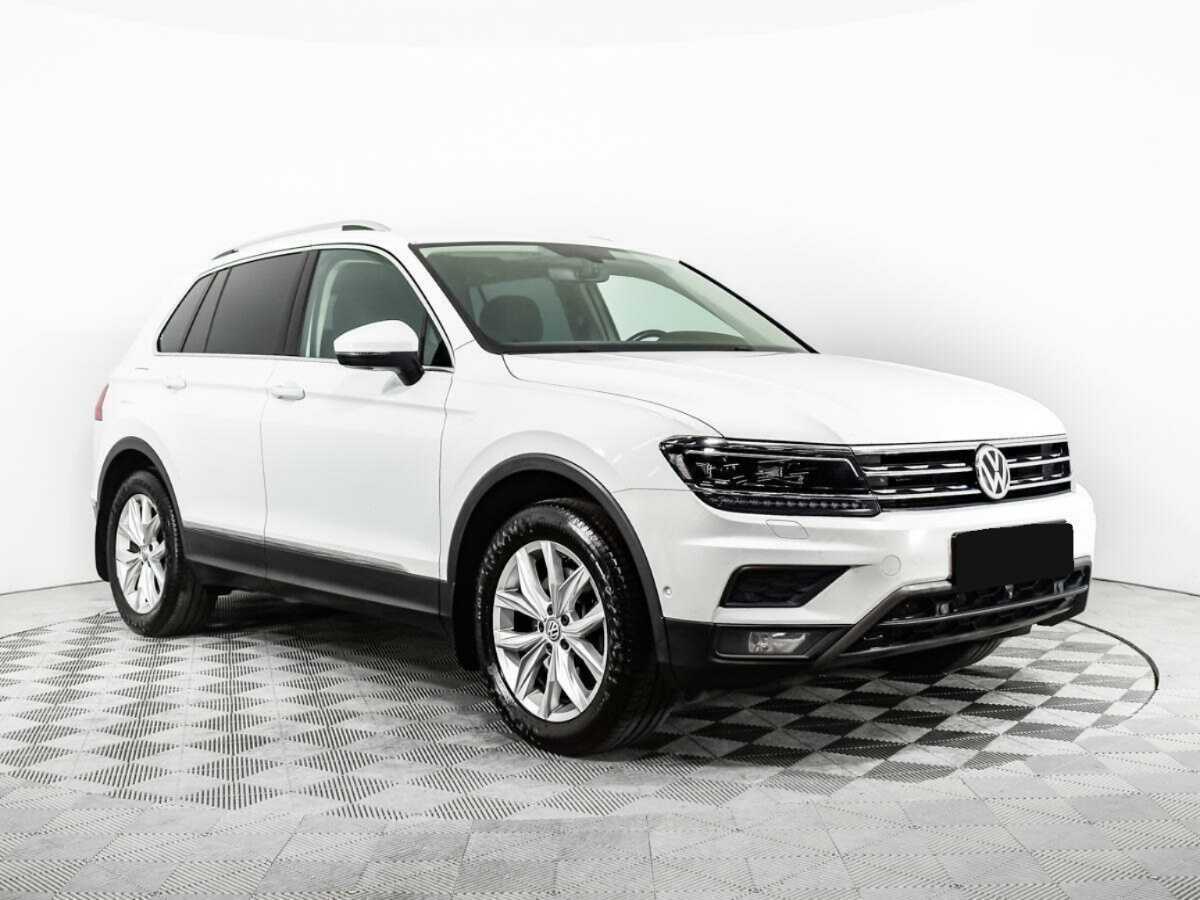 Volkswagen Tiguan б/у, 2017, Роботизированная. Фото: #2