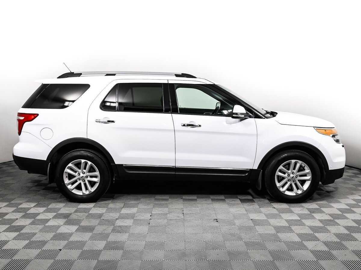 Ford Explorer б/у, 2013, Автоматическая. Фото: #3