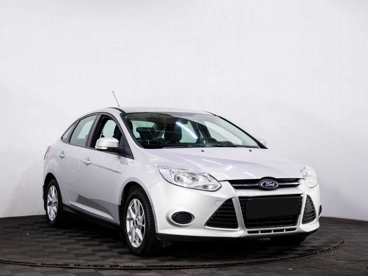 Ford Focus б/у, 2012, Механическая. Фото: #2